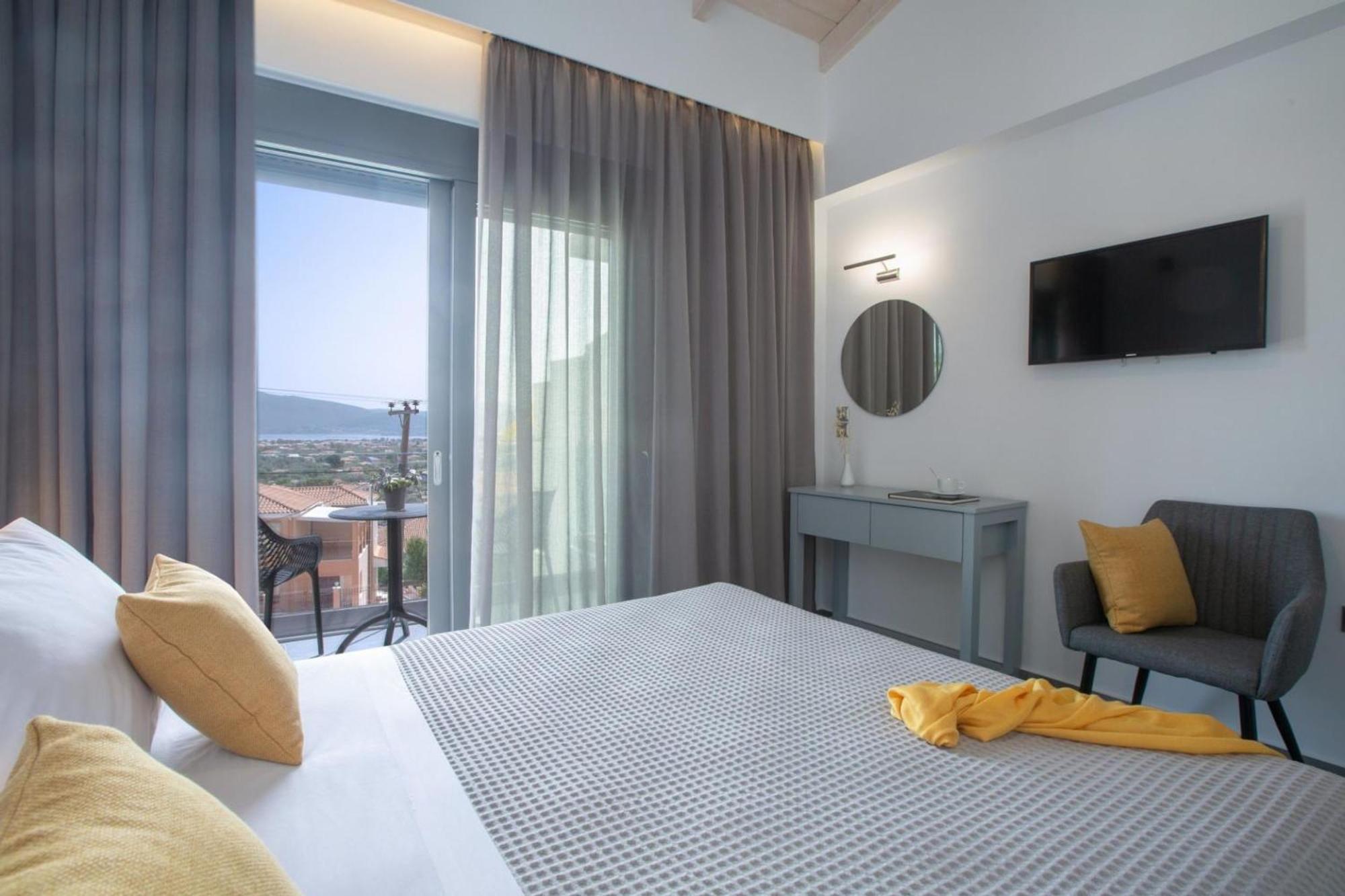 Aloft Luxury Villas Lefkada - Heated Pool Apolpaina Exterior photo